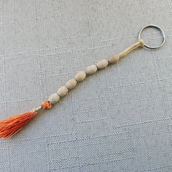 Keychain Real wood Beads Handmade 7 Beads Orange Tassel Keys Holder - Picture 5 of 11